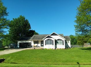 104 N Gadwall Ln, Downs, IL 61736