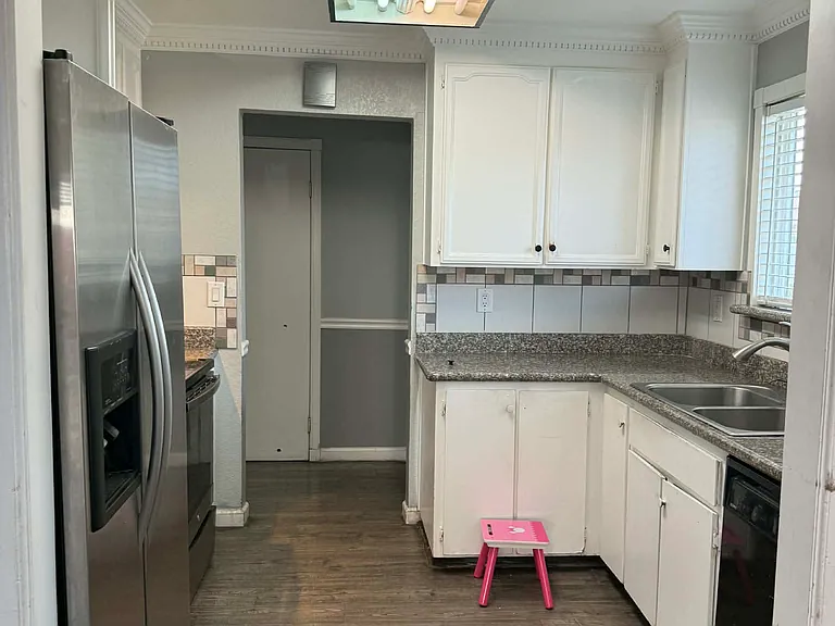 3200 Muir Ct — Photo 3