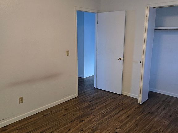 2nd image of 406 West Ave #1
