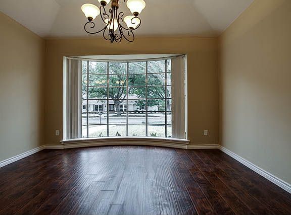 5th image of 7147 Town Bluff Dr