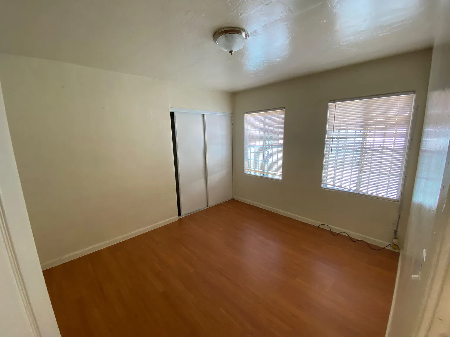 1 bed, 500 sqft, $1,800 — Photo 4