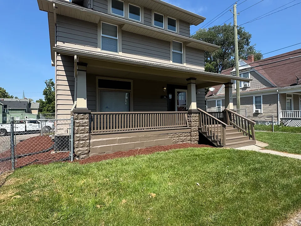 120 W Suttenfield St