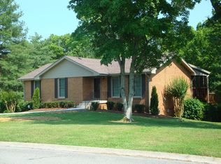 103 Bledsoe Dr, Hendersonville, TN 37075
