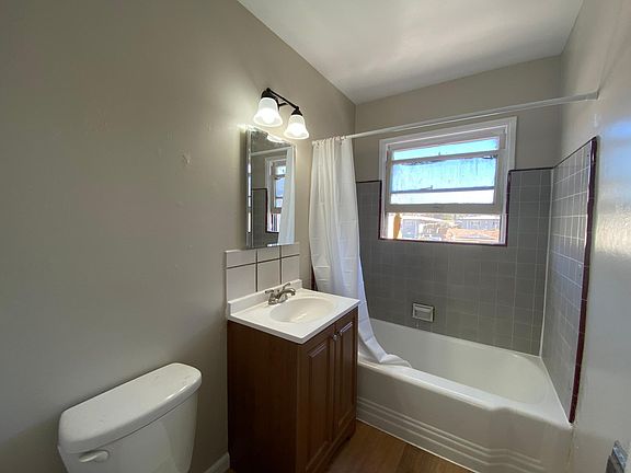 5th image of 4227 47th St #5