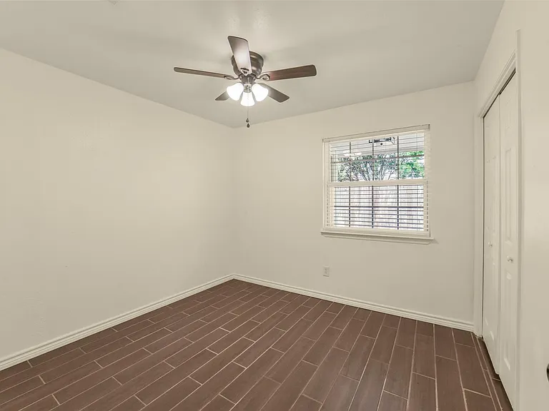 18147 Dinner Creek Dr — Photo 17