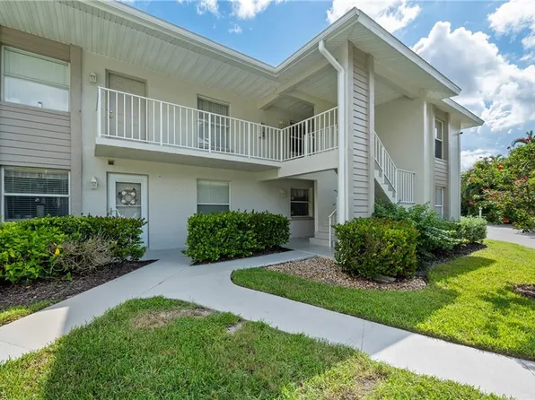 1330 Derbyshire CT #E204, NAPLES, FL 34116