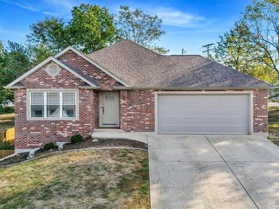 2 White Pine Ct, Union, MO, 63084