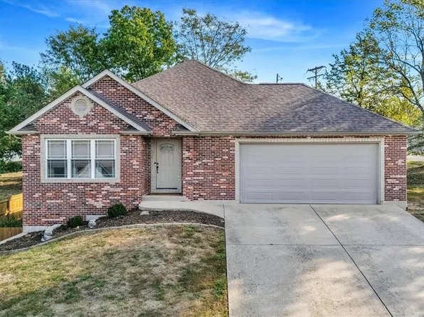 2 White Pine Ct, Union, MO 63084