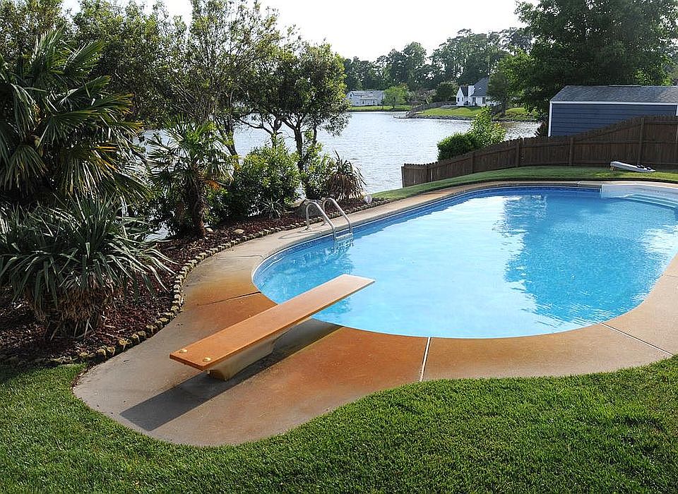 2nd image of 149 Golden Maple Dr