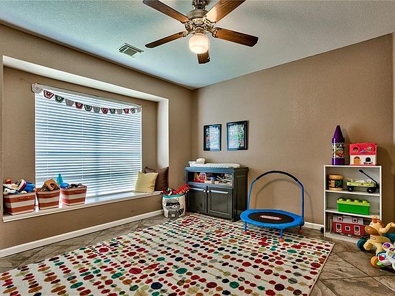 5th image of 8724 Escabosa Dr