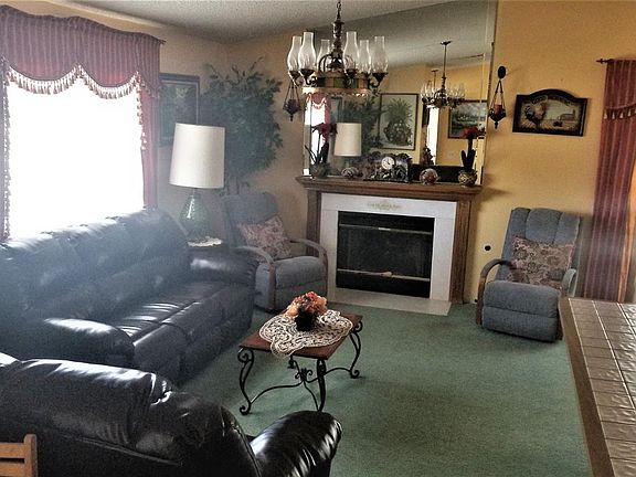 5th image of 15827 Sandalwood Ln