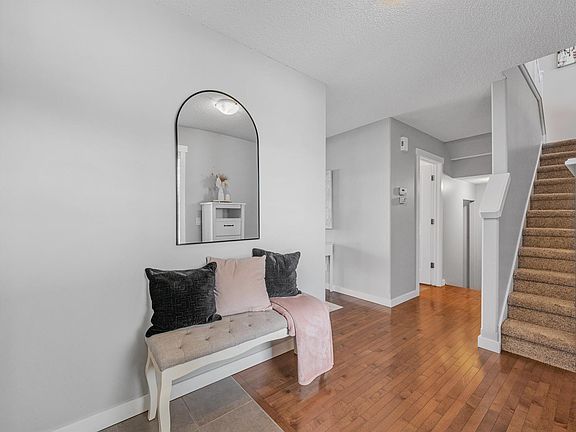 5th image of 284 Cornwall Rd