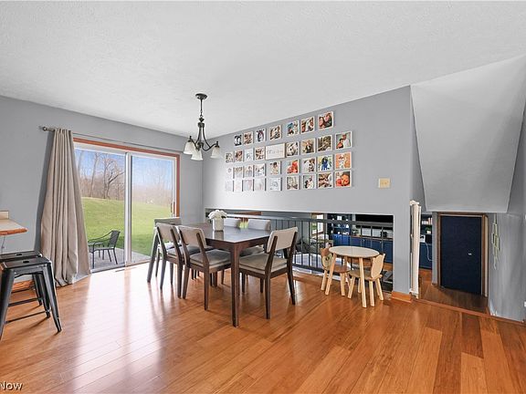 5th image of 7010 Stonecreek Ave NE