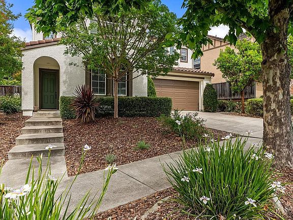 3rd image of 1934 Verbena Drive