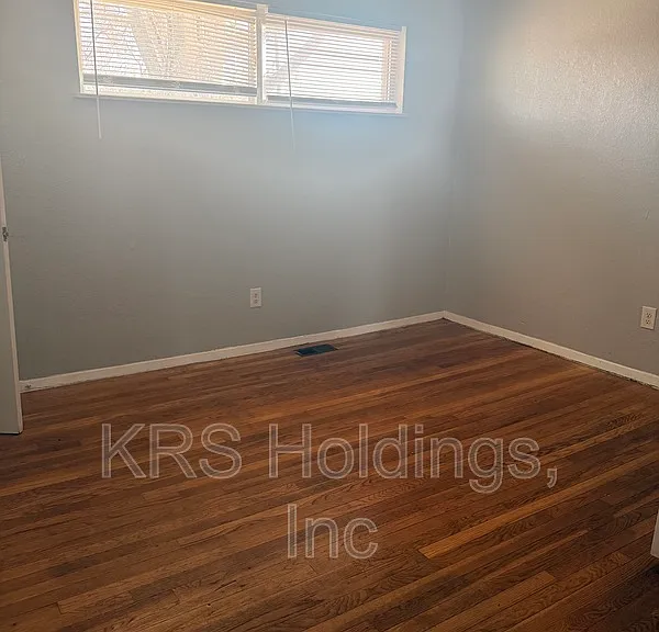4311 Newsome Dr — Photo 3