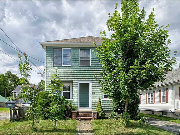 2nd image of 419 Maple Ave