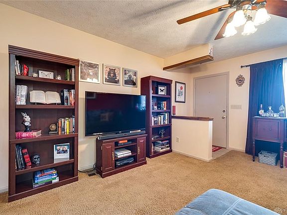 5th image of 6070 Layne Hills Ct