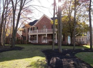 8575 Tamarack Trl, Chagrin Falls, OH 44023