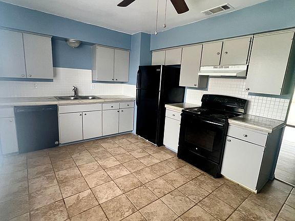 5th image of 6406 Sayle St