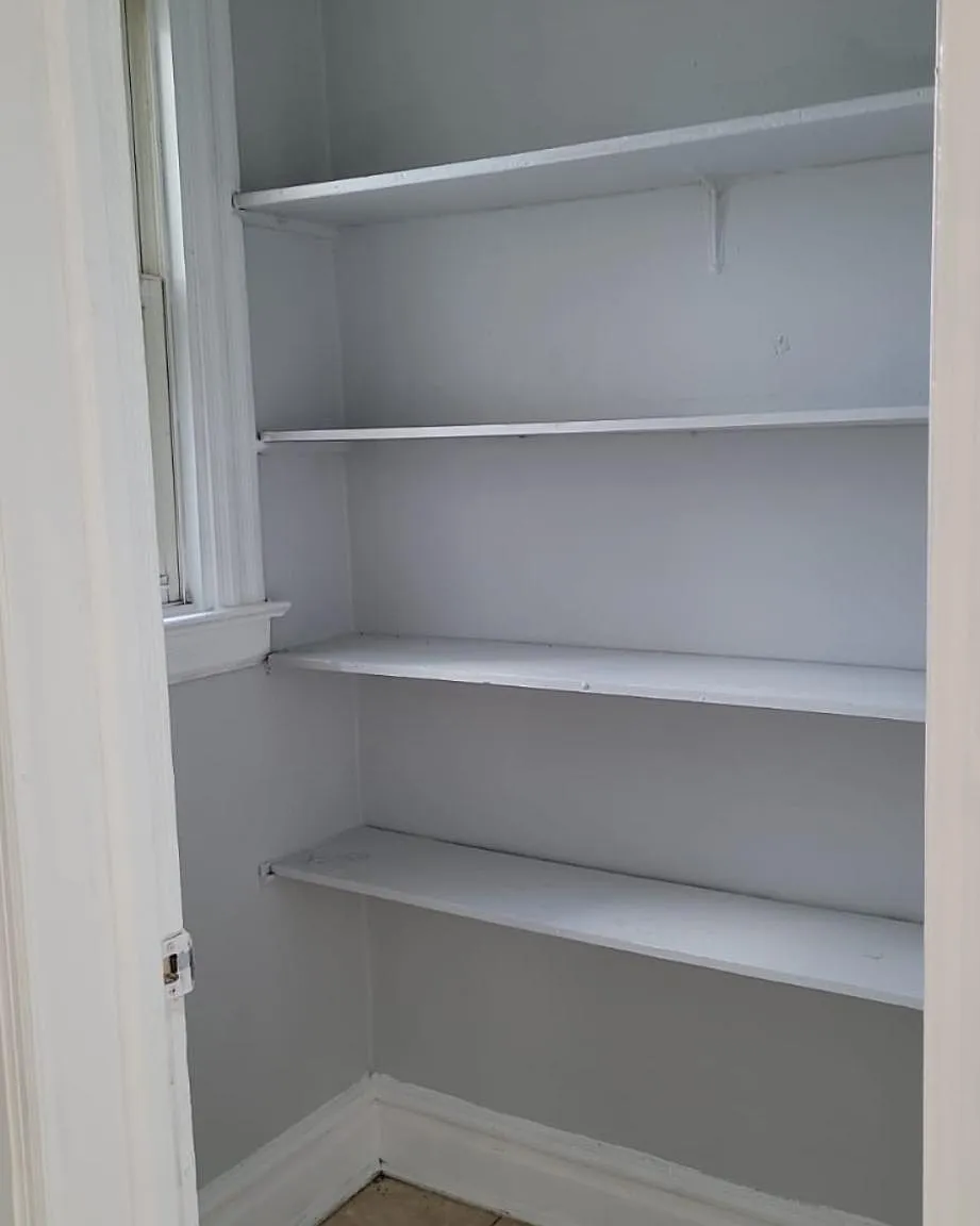 3 bed, 1450 sqft, $2,200 — Photo 4