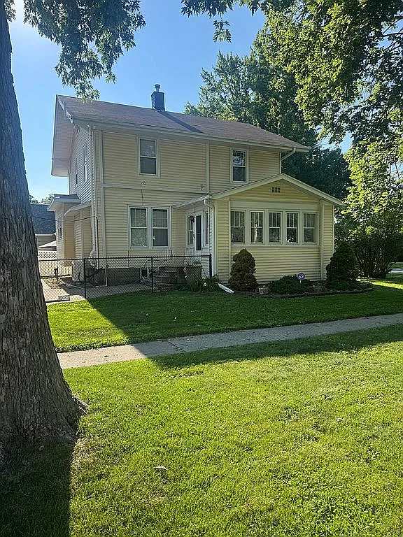 Property main image