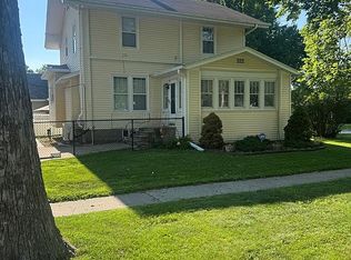 404 W 6th St, Wilton, IA 52778