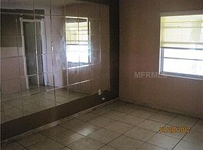 5th image of 73 Lake Villa Way