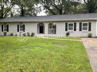 10 Porter Cir, Hampton, GA 30228