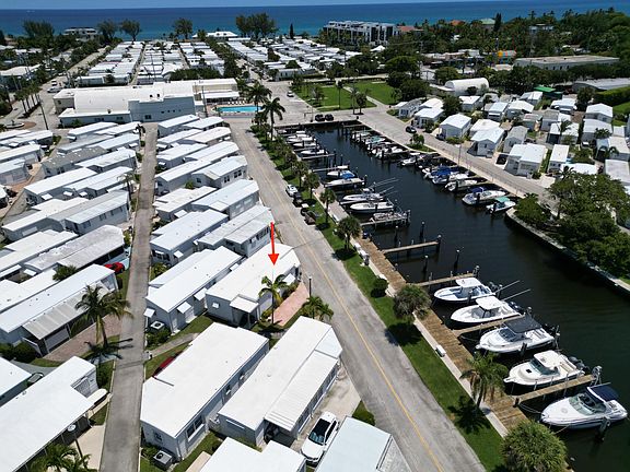 4th image of 207 Dock Drive #G