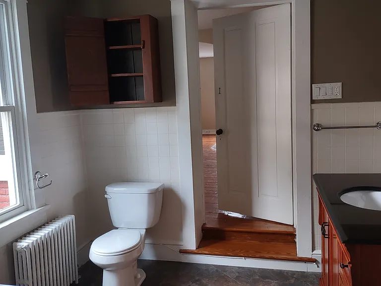 332 E Orange St #3 — Photo 13