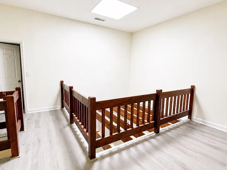 235 King St #2 — Photo 8