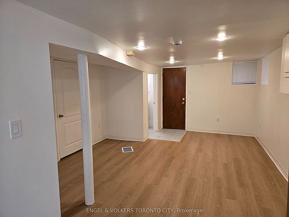 5th image of 2012 Dundas St E #Basement