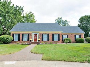 7861 Lakeshire Ct, Evansville, IN 47715