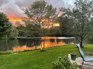 67 Wm Feather Dr, Voorhees, NJ 08043