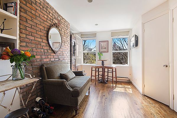 1st image of 336 E 6th St APT 5RE