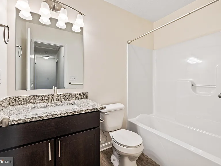 2904 Hickorywood Ln — Photo 19