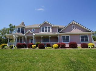 1857 Kameo Dr, Omaha, NE 68122