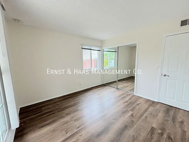 11381 Foster Rd — Photo 19