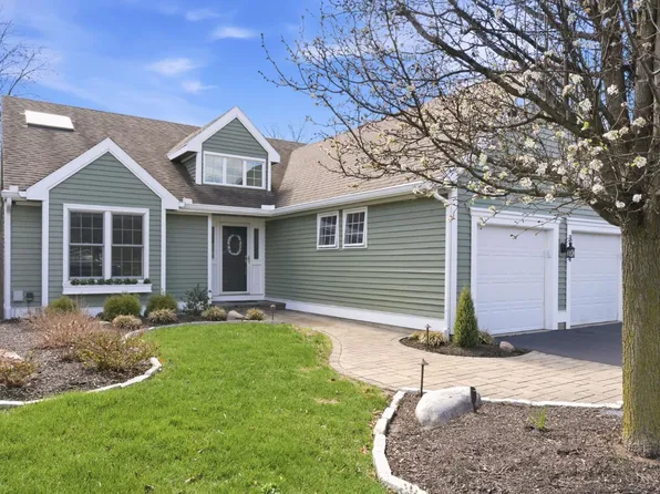 3184 Red Brick Ct, Maineville, OH 45039