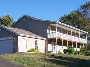 21283 Lakeshore Dr, Abingdon, VA 24211