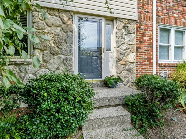 10505 Kovats Ct, Louisville, KY 40223