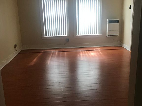 3rd image of 661 Shatto Pl APT 407