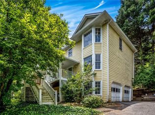 600 Adam Cir, Woodstock, GA