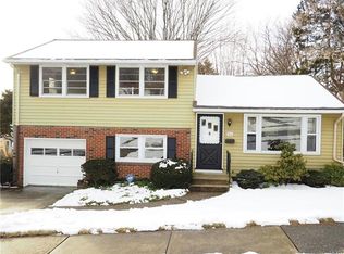 310-312 Virginia Ave, Whitehall, PA 18052