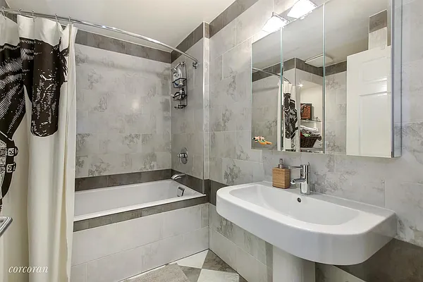 Rented by Corcoran | media 32