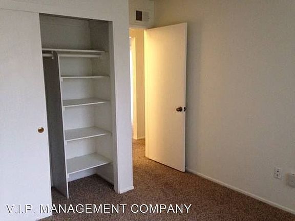 5th image of 6350 Mockingbird St