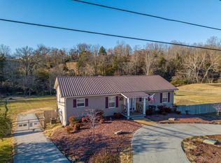 339 W Everett St, Sparta, TN 38583