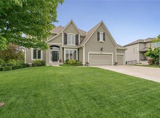 22207 W 176th St, Olathe, KS 66062