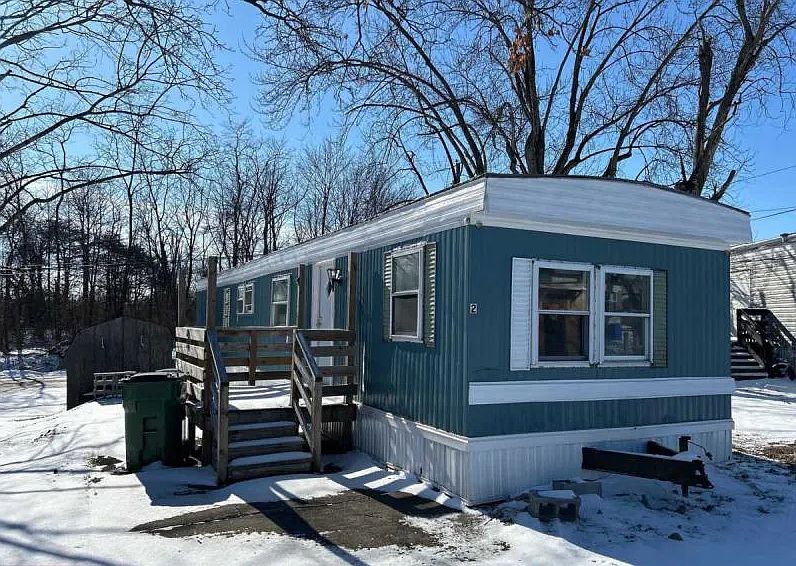 1st image of 1920 Green Ave #11