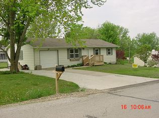 1401 East Clark, Albany, MO 64402
